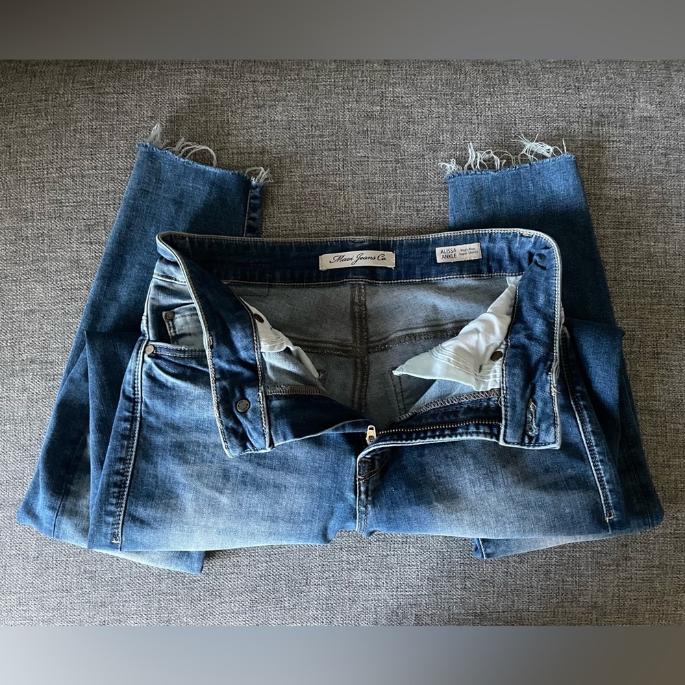 Mavi "Alissa" Distressed Medium Wash Skinny Jeans - Picture 7 of 8